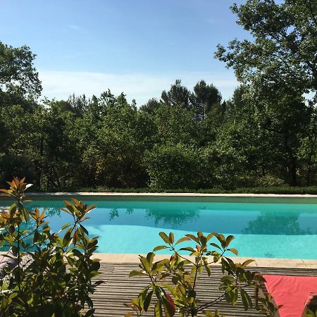 Villa De Carbonelle Pierrevert Kültér fotó