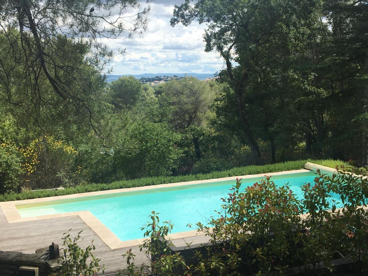 Villa De Carbonelle Pierrevert Kültér fotó