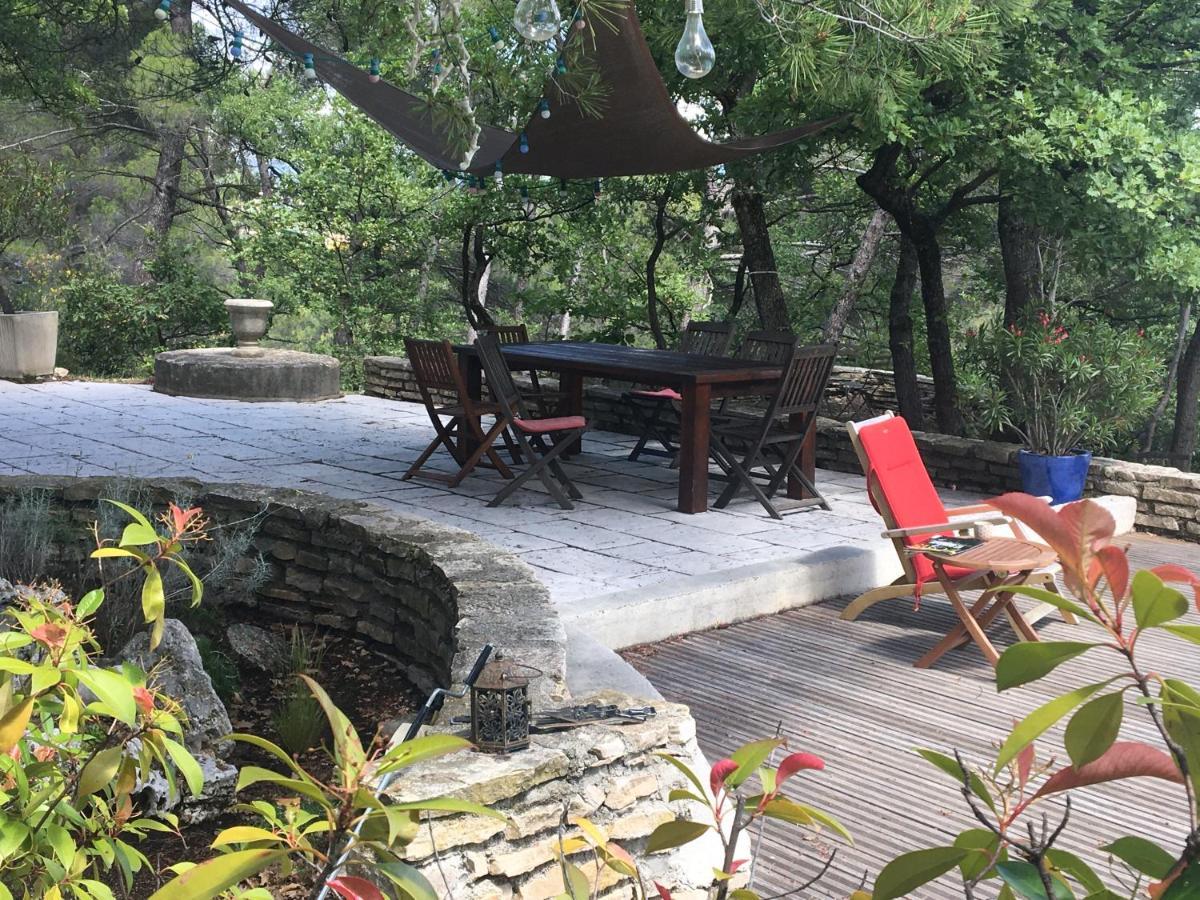 Villa De Carbonelle Pierrevert Kültér fotó