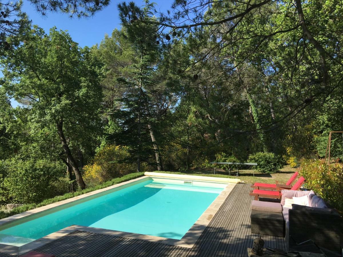 Villa De Carbonelle Pierrevert Kültér fotó